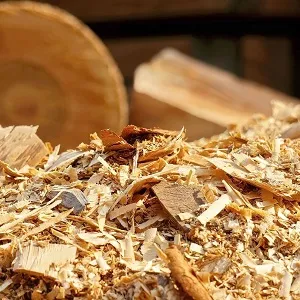 Лиственные опилки оптом в Одинцово и других различных марок заказать от 16 тонн